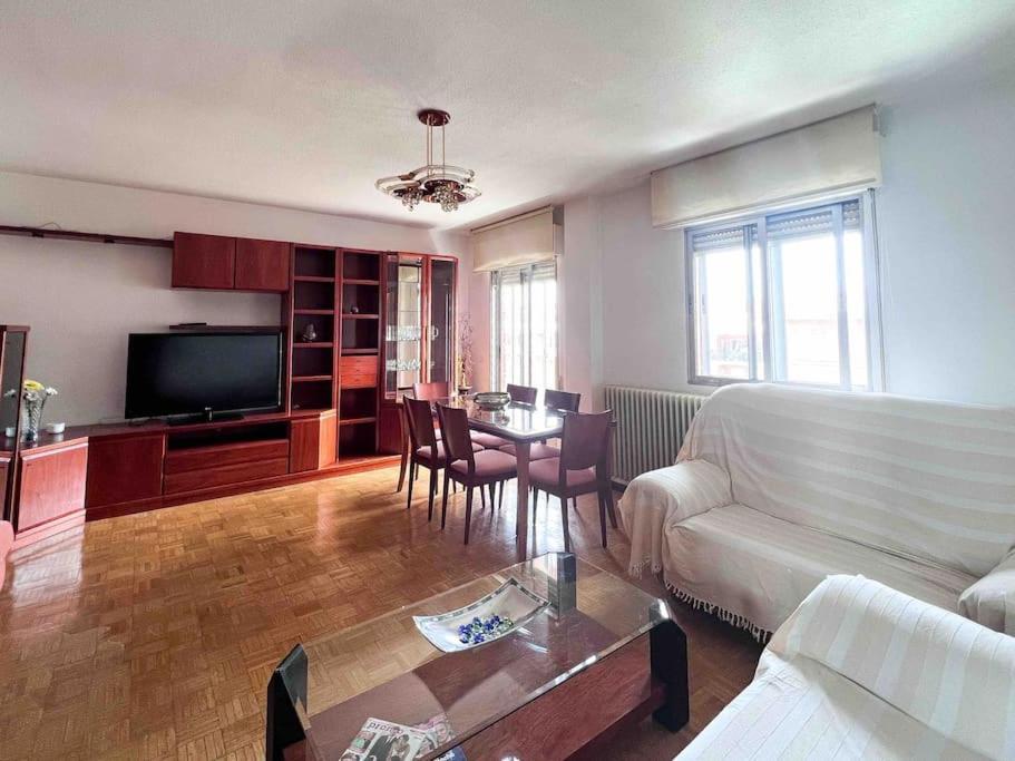 Casa Yolanda Apartment อาบีลา ภายนอก รูปภาพ